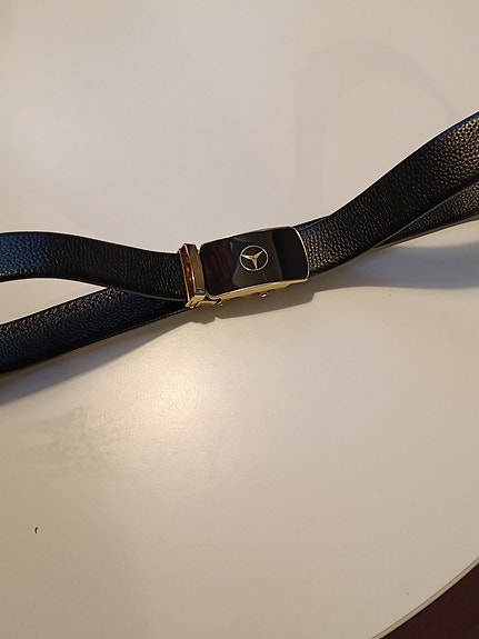 Mercedes-Benz miesten nahkavyö musta