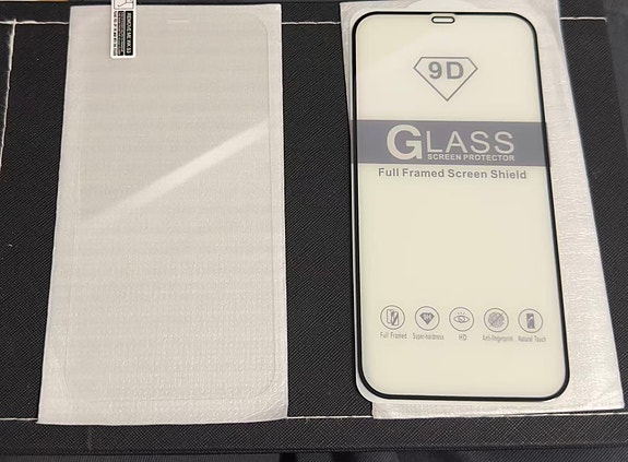 Sinivalosuojattu näytönsuoja  Screen Protector iPhone 12 PM / iPhone 14 PM