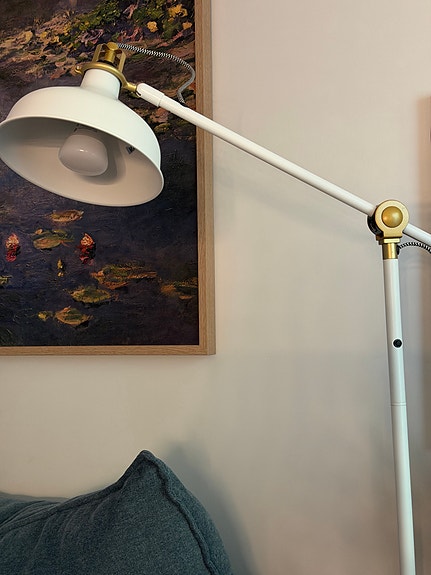 IKEA Ranarp valkoinen lattiavalaisin