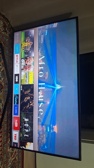 Myydään hyväkuntoinen Samsung 50" 4K Smart TV (UE50KU6075)