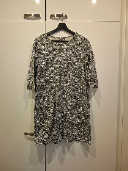 Marimekko tunika L musta-valkoinen