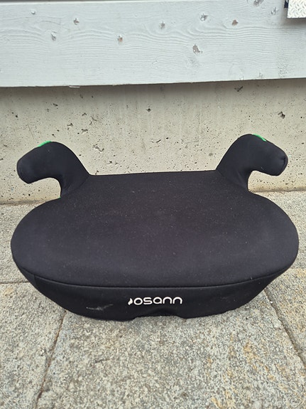 korokeistuin autoon