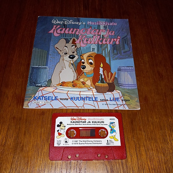 Walt Disneyn musiikkisatu – Kaunotar ja Kulkuri – kirja & kasetti