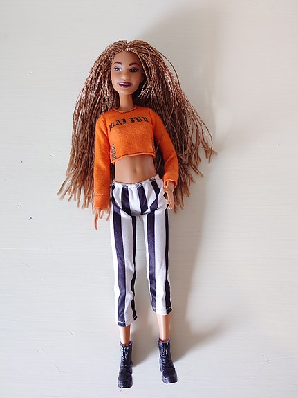 Barbie Fashionistas nukke #123