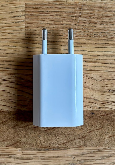 Apple 5W USB laturi (USB-A)