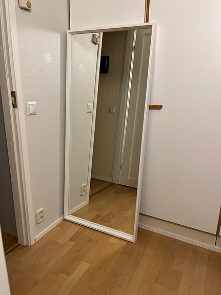 IKEA Nissedal kokovartalopeili valkoinen kehys