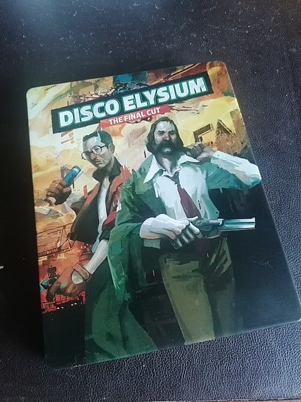 Disco Elysium The Final Cut PS4 -peli steelbook