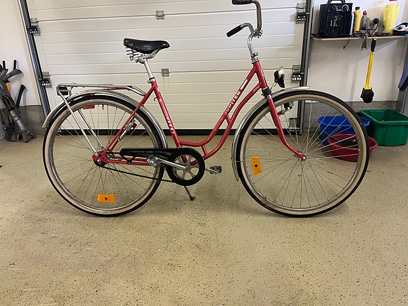 Jupiter kaupunkipyörä 28" punainen