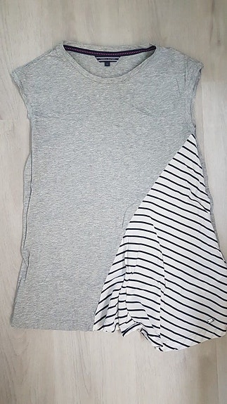 Tommy Hilfiger paita. XS