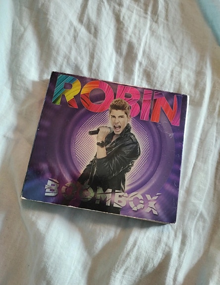 Robin boom box