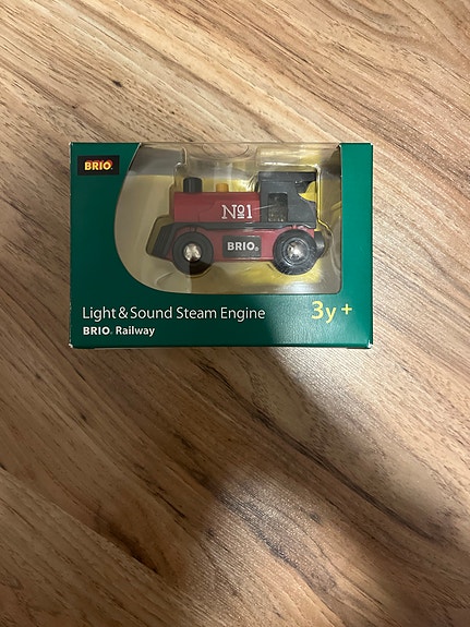 BRIO Light & Sound höyryveturi