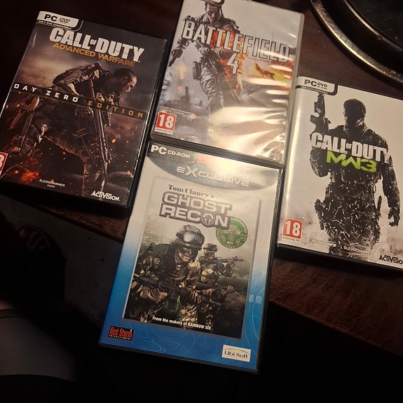 PC-pelit Call of Duty, Battlefield 4 ja Ghost Recon yhteensä