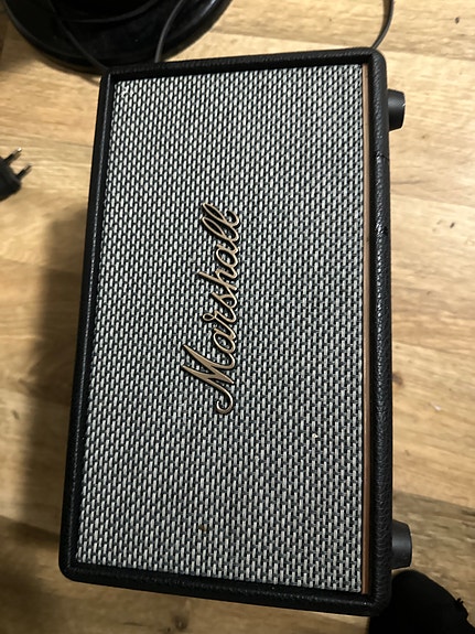 Marshall Bluetooth-kaiutin musta
