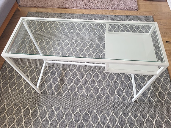 Ikea työ-/tietokonepöytä