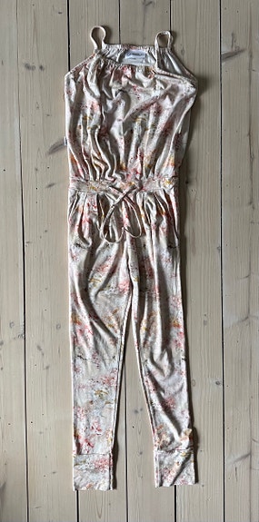 Gugguu lasten jumpsuit koko 116 kirjava tytöille