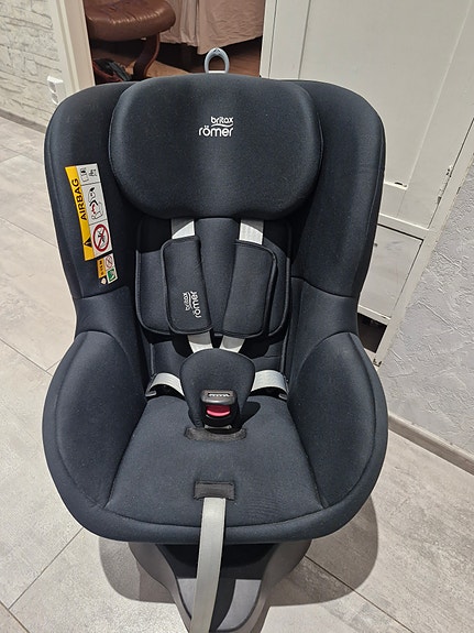 360 kääntyvä isofix istuin