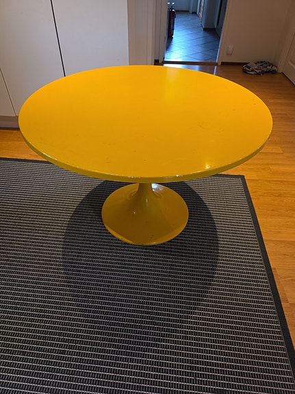 Asko Amigo pyöreä 110cm ruokapöytä keltainen