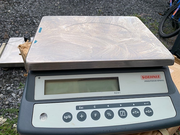 Myydään Soehnle professional 9241 digitaalinen vaaka