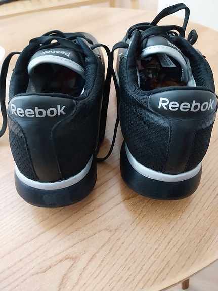 Reebok easytone lenkkarit