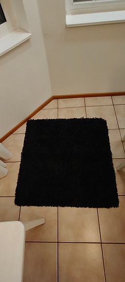 IKEA musta nukkamatto