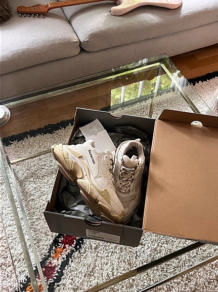 Balenciaga Triple S (aidot, kuitti mukaan)