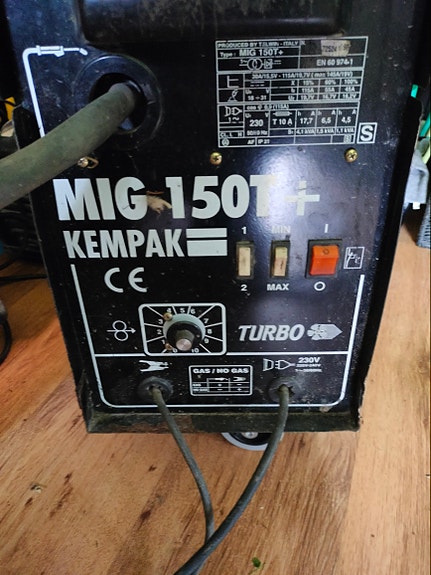 Kempak hitsi