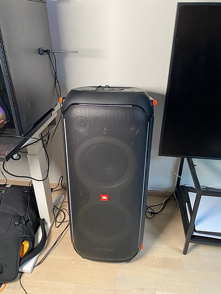 JBL PartyBox710 kaiutin