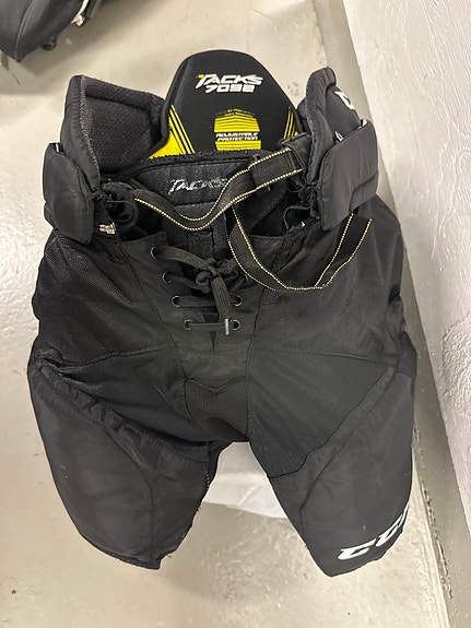 CCM Tacks jääkiekkohousut musta, koko: Junior M.