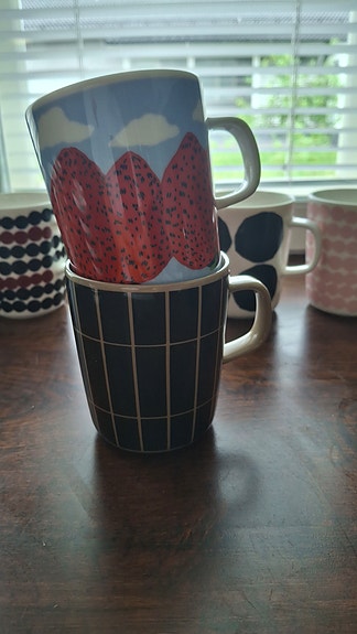 2 kpl Marimekko mukeja