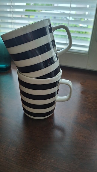 2 kpl Marimekko mukeja