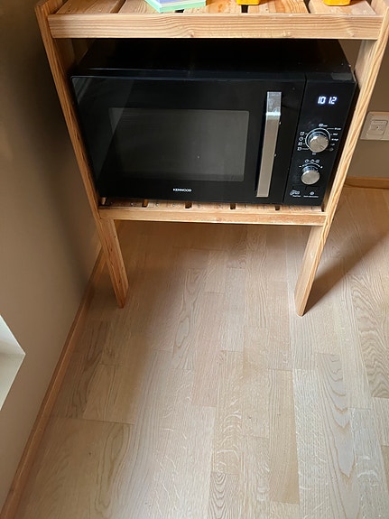 Kenwood musta mikro