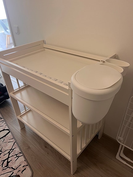 IKEA GULLIVER hoitopöytä valkoinen