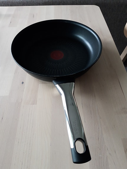 Tefal paistinpannu 28cm