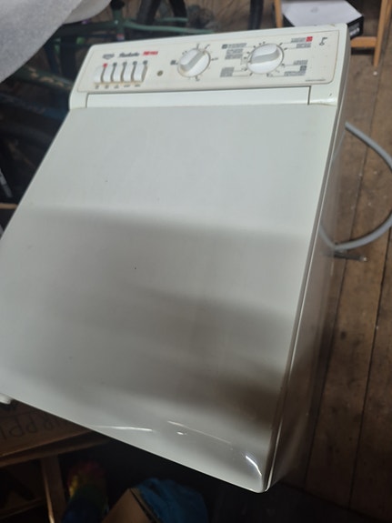 UPO Pesukarhu 700 pika