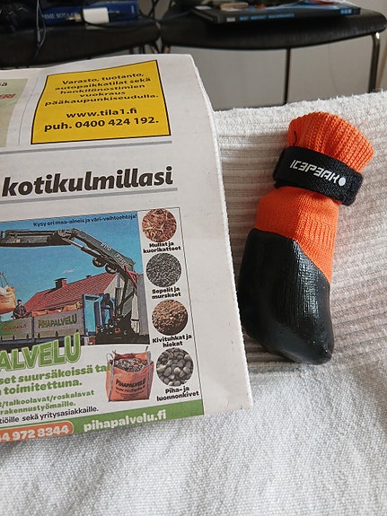 Pikku koiran,kissan kumipohjainen Icepeak tassun suoja.