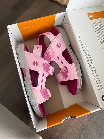 Timberland sandaalit 33