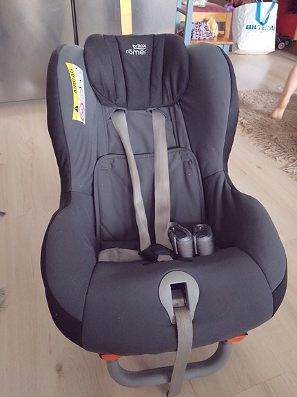 Britax Römer Max-Way turvaistuin 25 kg musta
