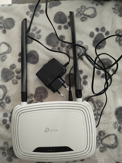 TP-Link TL-WR841N langaton reititin