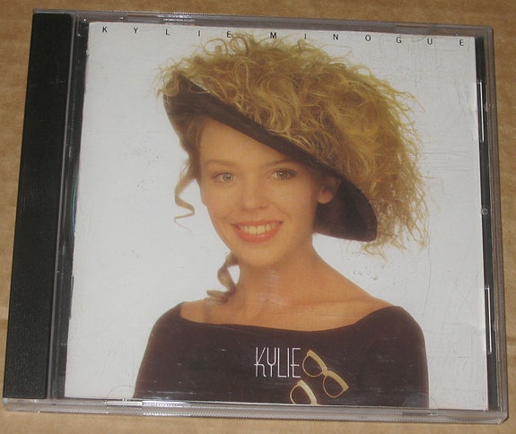 Kylie Minogue, Eric Clapton, Robin Schulz, Suzanne Vega, Brian McFadden