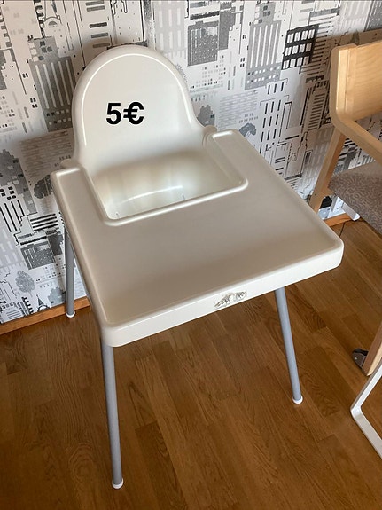 Selling a baby high chair