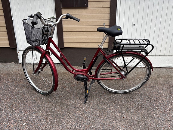 Naisten 28" kaupunkipyörä punainen