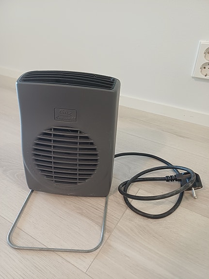 Calix auton sisätilan lämmitin