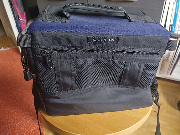 Kameralaukku Lowepro Nova3