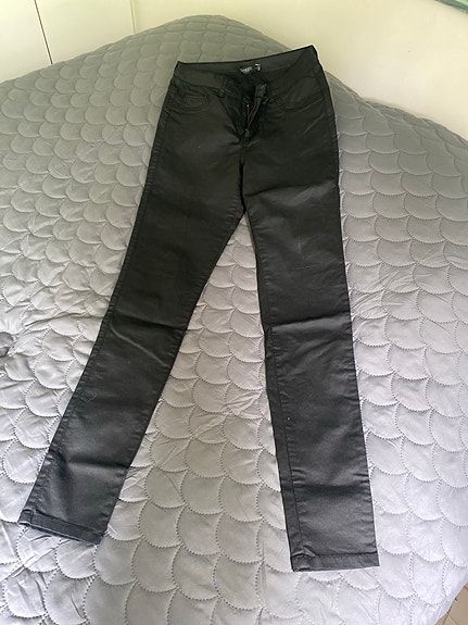 Soaked in Luxury naisten farkut M W29 musta