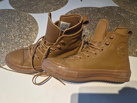 Converse 38