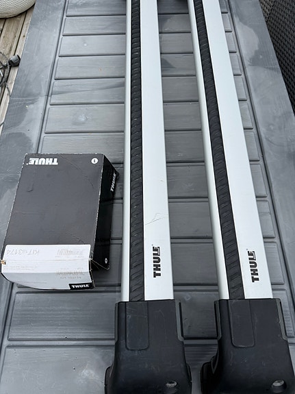 Thule WingBar Edge BMW i4 kattotelineet ja asennussarja KIT 183174