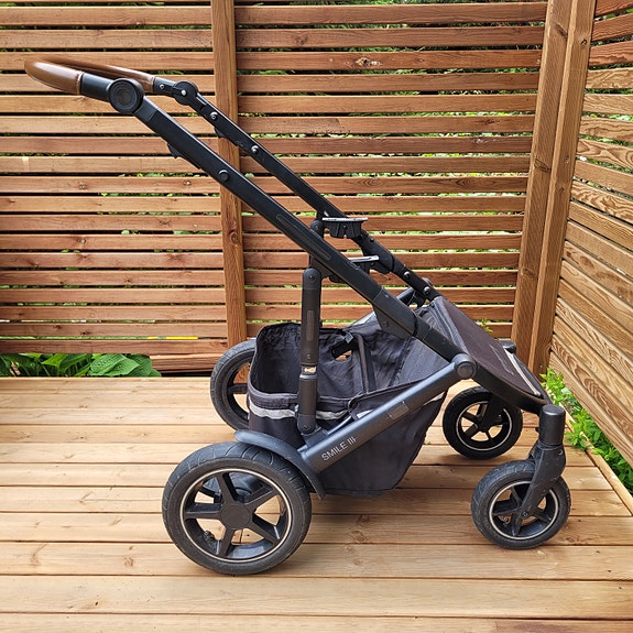 Britax Smile 3 -runko ja uusi varakumi