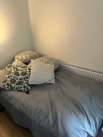 Annetaan 120cm sänky