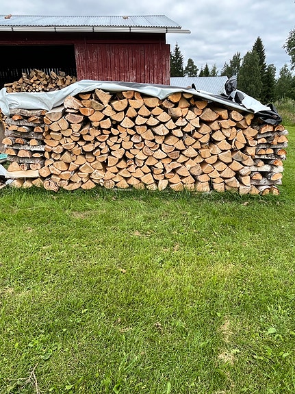 Koivuhalkoja