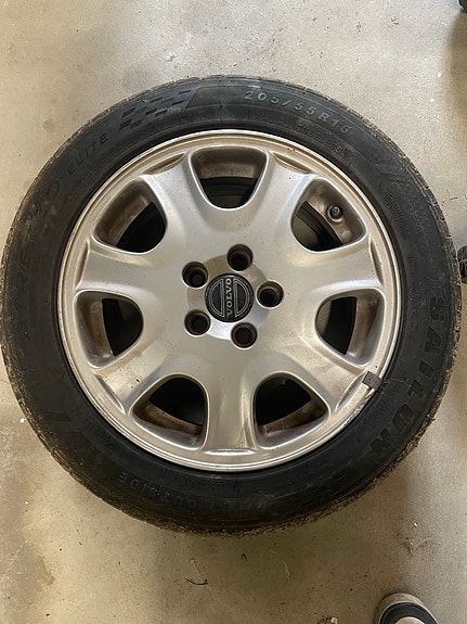 Volvo vanteet 16”